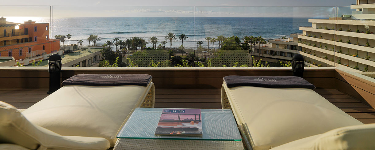 H10 Conquistador 4* - Hotel emblemático Frente al Mar en Playa de las Américas