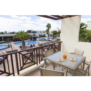 VITALCLASS LANZAROTE SPORTS & WELLNESS RESORT - Alojamientos en COSTA TEGUISE