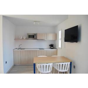 BRONCEMAR BEACH SUITES - Alojamientos en CALETA DE FUSTE