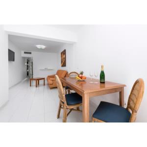 LIVVO ERIKA APARTMENTS (ADULTS ONLY +16) - Alojamientos en CORRALEJO
