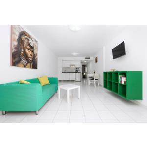 LIVVO ERIKA APARTMENTS (ADULTS ONLY +16) - Alojamientos en CORRALEJO