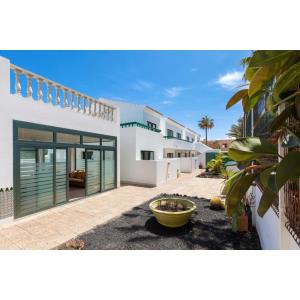 LIVVO ERIKA APARTMENTS (ADULTS ONLY +16) - Alojamientos en CORRALEJO