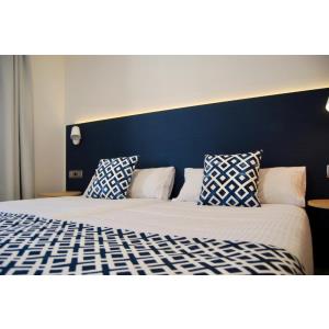 BRONCEMAR BEACH SUITES - Accomodations en CALETA DE FUSTE