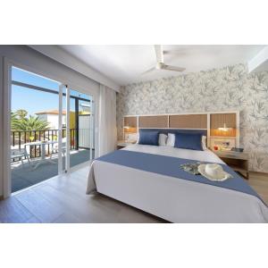 BRONCEMAR BEACH SUITES - Accomodations en CALETA DE FUSTE