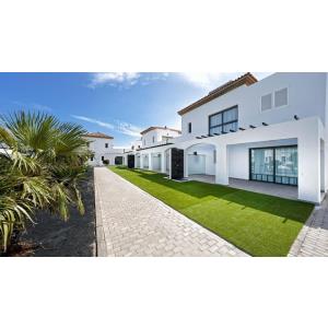 BRONCEMAR BEACH SUITES - Accomodations en CALETA DE FUSTE