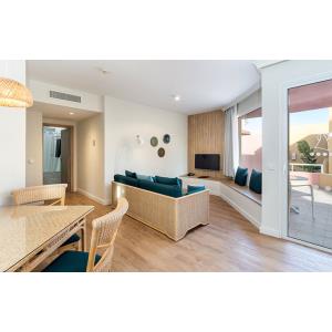 LIVVO ESMERALDA MARIS - Alojamientos en COSTA CALMA