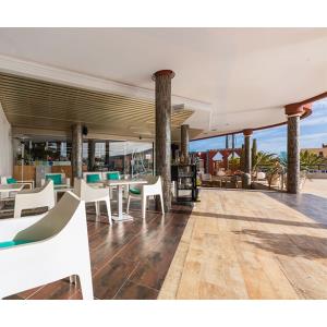 LIVVO ESMERALDA MARIS - Alojamientos en COSTA CALMA