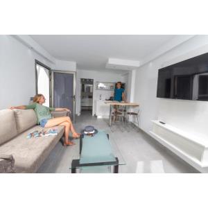 TURBO CLUB - Alojamientos en MASPALOMAS