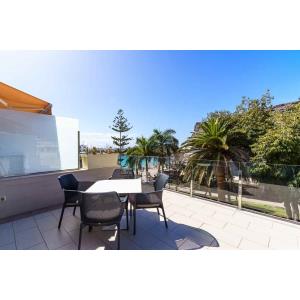 CORDIAL MUELLE VIEJO Viviendas Vacacionales - Alojamientos en PLAYA DE MOGAN