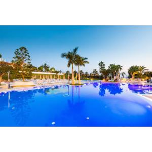 TROPICAL PARK HOTEL - Alojamientos en CALLAO SALVAJE