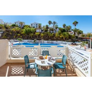 TROPICAL PARK HOTEL - Alojamientos en CALLAO SALVAJE