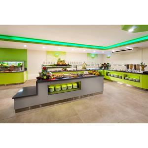 TROPICAL PARK HOTEL - Alojamientos en CALLAO SALVAJE