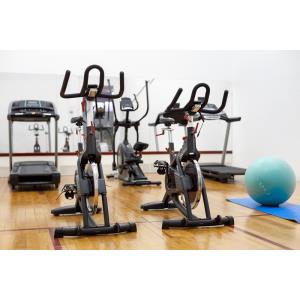 TROPICAL PARK HOTEL - Alojamientos en CALLAO SALVAJE