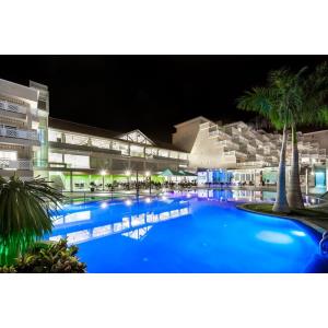 TROPICAL PARK HOTEL - Alojamientos en CALLAO SALVAJE