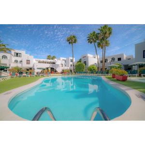 SOL APARTAMENTOS - Alojamientos en COSTA TEGUISE