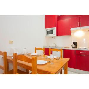 SOL APARTAMENTOS - Alojamientos en COSTA TEGUISE