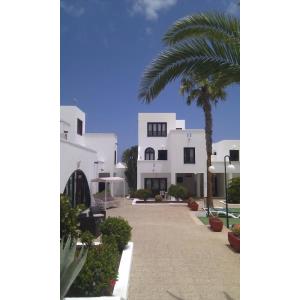 SOL APARTAMENTOS - Alojamientos en COSTA TEGUISE