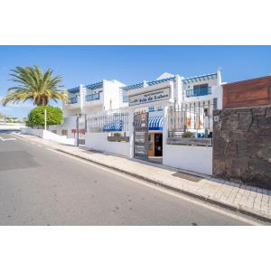 ISLA DE LOBOS (ONLY ADULTS) - Accomodations en PUERTO DEL CARMEN
