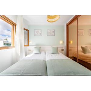 ISLA DE LOBOS (ONLY ADULTS) - Accomodations en PUERTO DEL CARMEN