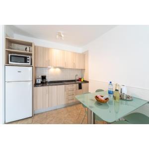 ISLA DE LOBOS (ONLY ADULTS) - Accomodations en PUERTO DEL CARMEN