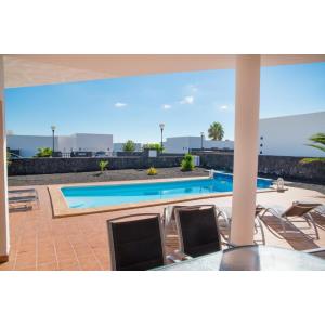 VILLAS BLANCAS - Alojamientos en PLAYA BLANCA