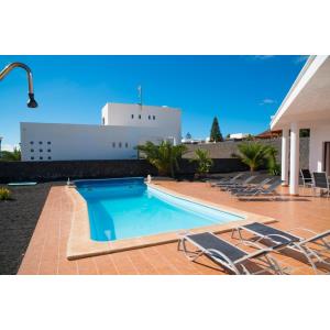 VILLAS BLANCAS - Alojamientos en PLAYA BLANCA