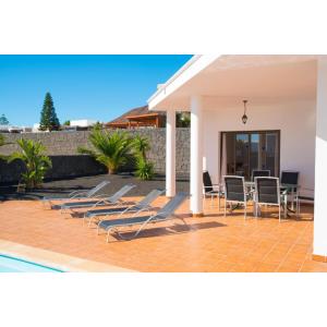 VILLAS BLANCAS - Alojamientos en PLAYA BLANCA