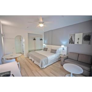 CORAL CALIFORNIA (ADULTS ONLY) - Accomodations en PLAYA DE LAS AMERICAS