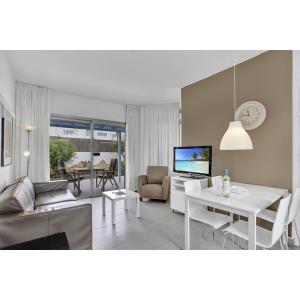 LIVVO MAR AZUL (ADULTS ONLY) - Alojamientos en CORRALEJO