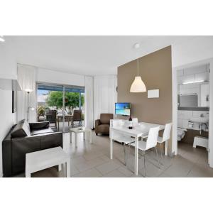 LIVVO MAR AZUL (ADULTS ONLY) - Alojamientos en CORRALEJO