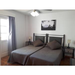 PUEBLO TORVISCAS - Alojamientos en COSTA ADEJE