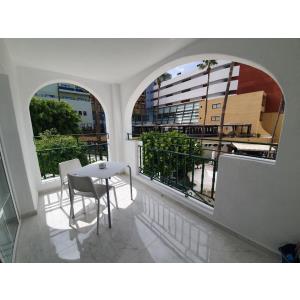 PUEBLO TORVISCAS - Alojamientos en COSTA ADEJE