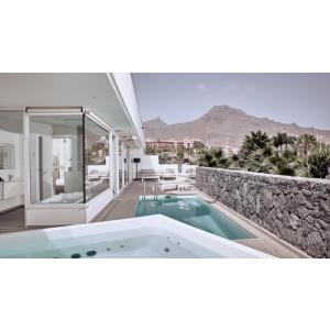 BAOBAB SUITES HOTEL - Alojamientos en COSTA ADEJE