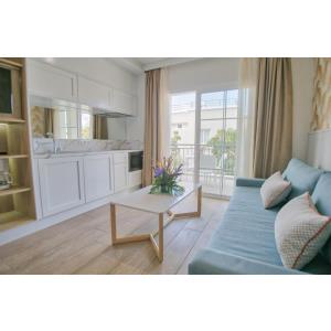 LOS OLIVOS BEACH RESORT - Alojamientos en COSTA ADEJE