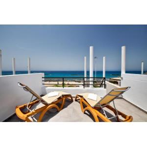 LOS OLIVOS BEACH RESORT - Alojamientos en COSTA ADEJE